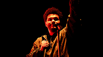The Weeknd се опитва да набере $1 млрд. в замяна на своята музика