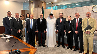 Кувейт се интересува от българските бяло сирене и розово масло