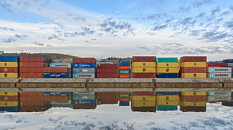 Хърватия откри контейнерен терминал за €600 млн. на пристанището в Риека Хърватия откри контейнерен терминал за €600 млн. на пристанището в Риека