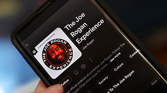 Джо Роугън оглави класация на Apple на най-популярните подкасти в САЩ