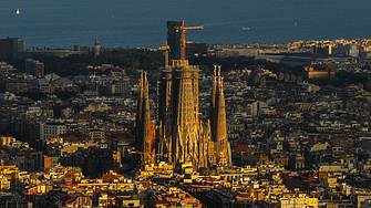 Саграда Фамилия вече е най-високата църква в света Саграда Фамилия вече е най-високата църква в света