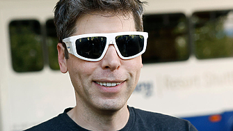 Сам Алтман: Не мога да си представя как щях да гледам детето си без ChatGPT