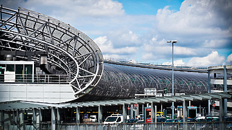 ЕС: Спешно трябва по-чист въздух край летища и пристанища