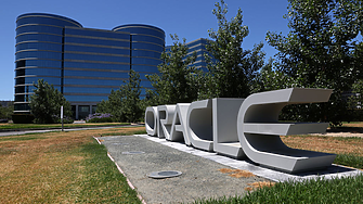 Какво е CDS и защо инвеститорите следят тези на Oracle?