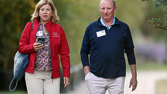 Увеличиха заплатата на наследника на Уорън Бъфет до $25 млн.