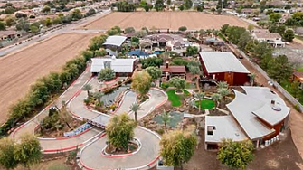 Това имение за $20 млн. разполага с картинг писта