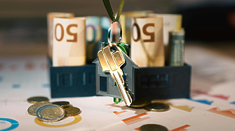 Рекорден ръст при жилищните кредити на фона на спад при потребителските заеми