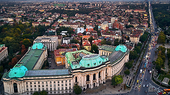 За колко пари работят висшистите, завършили у нас?