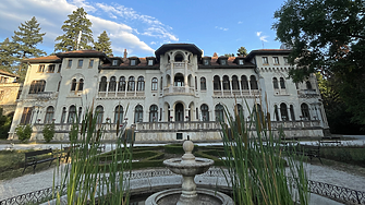 София иска от държавата емблематични сгради в центъра и парк Врана (снимки)