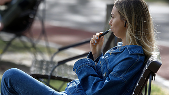 Европа е лидер по тютюнопушене в света сред момичета (13–15 г.)