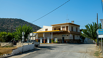 Гърция въвежда лимит на печалбата на супермаркетите и бензиностанциите