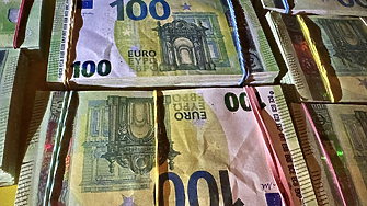 ГДБОП показа задържаните фалшиви 1.2 млн. евро (снимки)