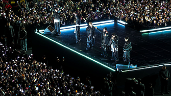 Армията почитатели на BTS превзема света с $5.3 млрд. за харчене