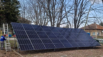 Община Русе изгради 14 фотоволтаични системи за улично осветление в 10 населени места