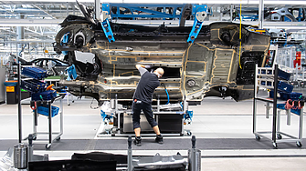 Stellantis продава четири завода в Европа заради свръхкапацитет?