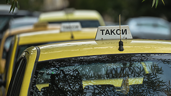 Такситата в Бургас поскъпват до тавана от 0.92 евро преди летния сезон