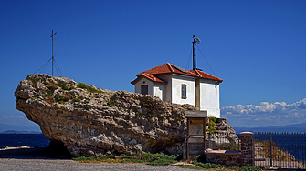 Между два континента и една чаша узо: Магията на гръцкия остров Митилини