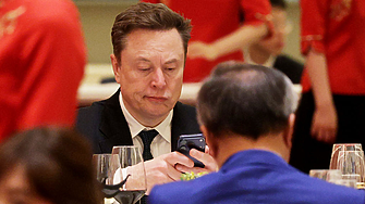 Ще слее ли Илон Мъск SpaceX и Tesla?