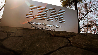 Най-лошият ден в историята: Акциите на IBM се сринаха с 25%