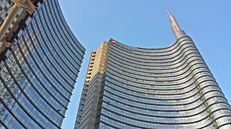 UniCredit с рекордно първо полугодие, очаква над 11 млрд. евро печалба за 2026 г.  