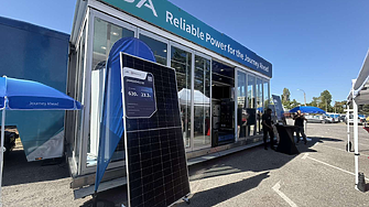 Соларен камион на световния производител JA Solar минава през България 