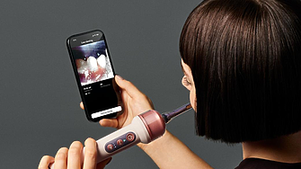 Dyson пусна четка за зъби за 499 долара, оборудвана с камера