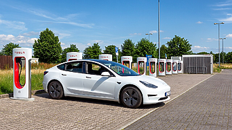 България е сред пазарите с най-малко зарядни станции на Tesla в света