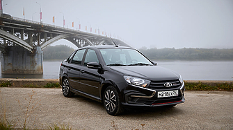 Руският АвтоВАЗ е изправен пред 25% спад в продажбите след изчерпването на държавните субсидии