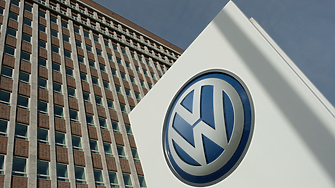 Volkswagen отчете загуба от 5.8 млрд. евро за тримесечие и планира 120 000 съкращения
