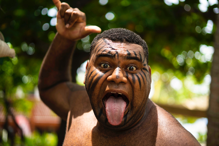 Канибализмът е значителна част от културата на Фиджи до въвеждането на християнството в страната. Местните вярвали, че яденето на нечия плът позволява на човек да придобие чуждото знание.