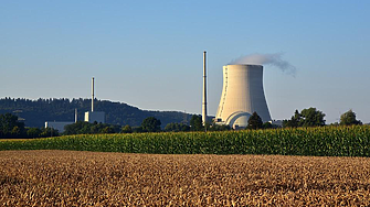 17.10.1956 г.: Във Великобритания е открита първата атомна електроцентрала в света