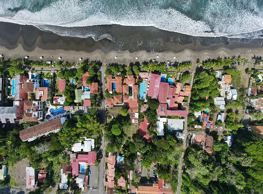 Коста Рика може да се похвали със средна продължителност на живота от 80 години, а Никоя, на западния бряг на страната, е една от световните Сини зони, чиито обитатели често са столетници.