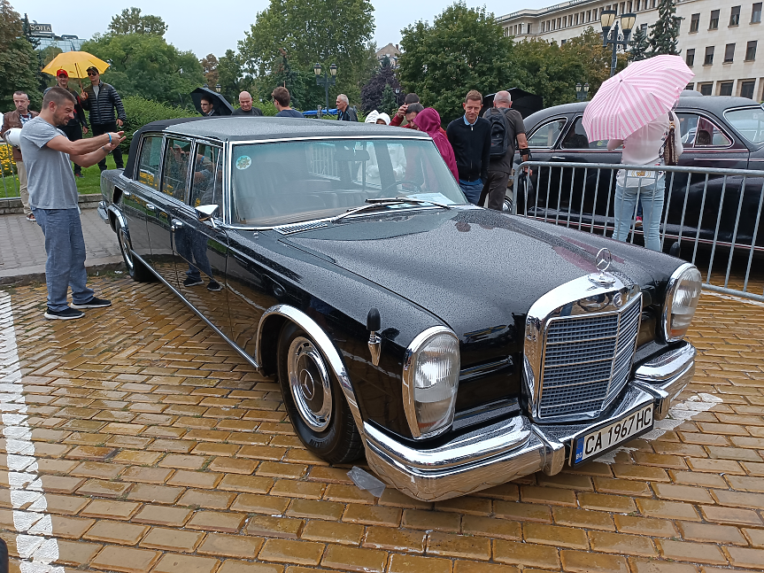 Mercedes-Benz 600 W100 Pullman Landaulet, 1967 г. (1964-1981): 1 от 22 произведени, собственост на НСО 