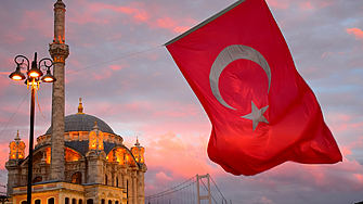 Турската централна банка продължава да понижава основната лихва