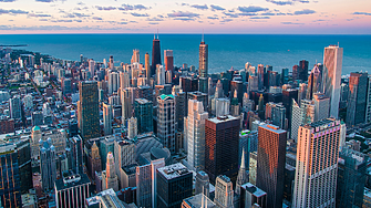 Защо големите компании напускат Чикаго?