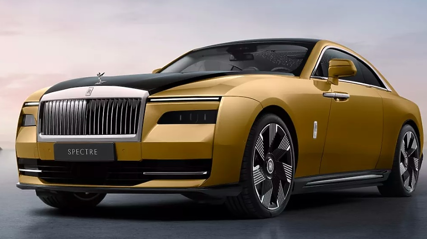 Rolls-Royce вече има стотици поръчки за новия си електрически модел 