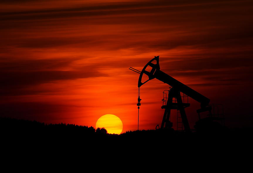 Петролът задълбочава спада си, на фона на опасенията за световната икономика