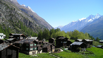 Вековните хамбари, които изхранваха Алпите 