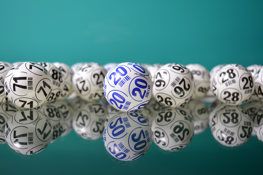 Джакпотът в американската лотария достигна 1.6 млрд. долара