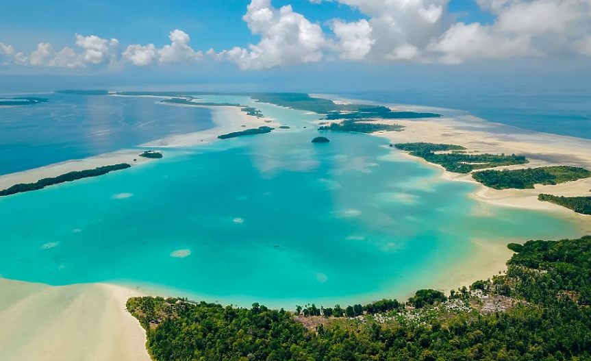 Продават на търг правото на строеж за архипелаг от 100 острова до Бали 