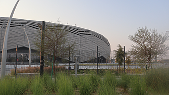 Нидерландските национали ще се срещнат с работници, строили стадионите в Катар