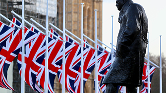 Уинстън Чърчил: Британският булдог, който воюваше за демокрацията