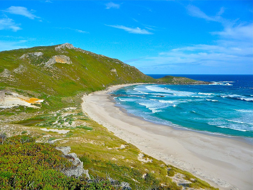 За толкова малка държава Нова Зеландия може да се похвали с деветата най-дълга брегова ивица в света – 15 134 км.
