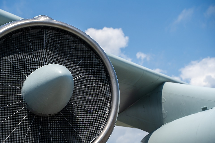 Зелен самолет може да е бъдещето на авиацията
