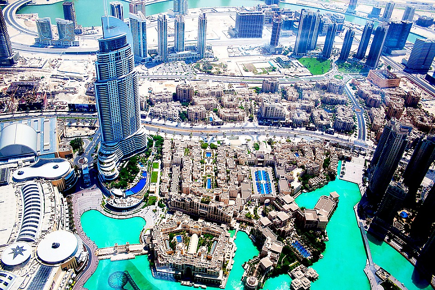 Какво означава за туристите премахването на данъка върху алкохола в Дубай?