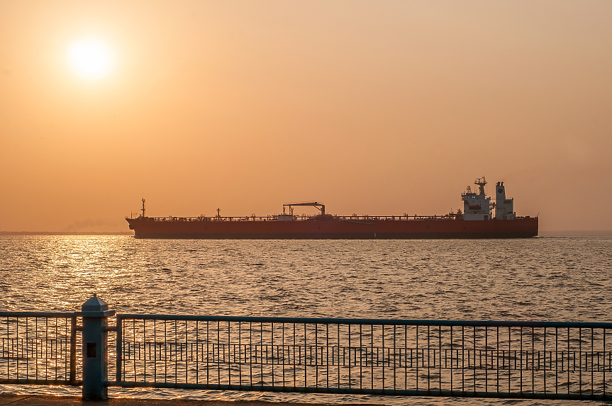 Израел осъществи първата си експортна доставка на петрол