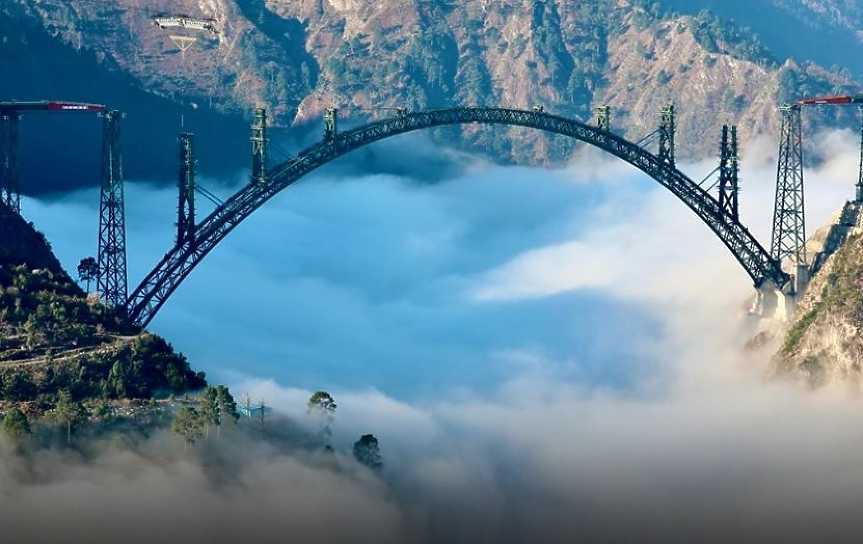 Индия строи най-високия железопътен мост в света
