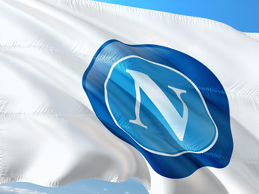 Президентът на Наполи отхвърлил оферта за 2.5 млрд. евро за клуба