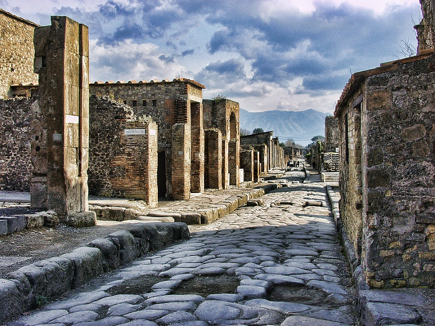 Археолози откриха две нови жертви на Помпей, убити от земетресение