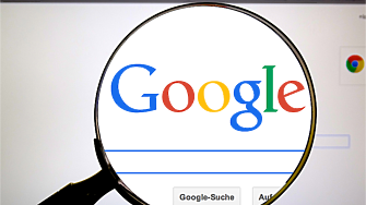 Google: Не вярвайте на нашия чатбот, ползвайте търсачката